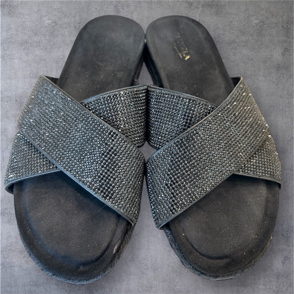 Carvela Comfort Black Beaded Diamanté Slip On Sandals/Slides Size 38/US 7.5